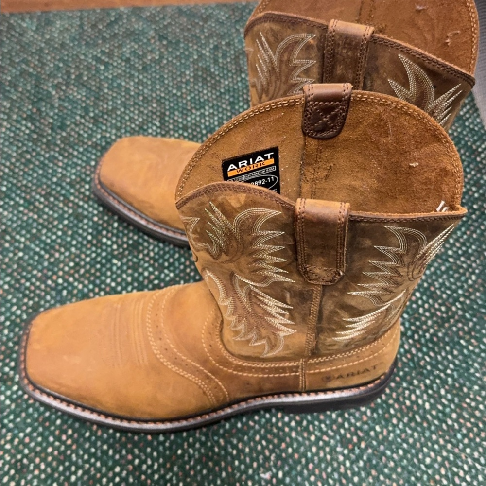 Ariat Brown Western Boots